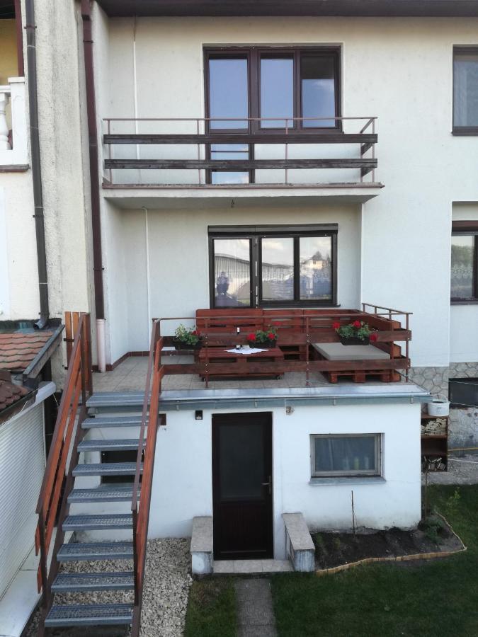 Ubytovanie Viktoria Dunajská Streda Exterior foto